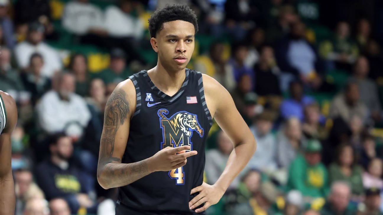 Penny’s son Ashton Hardaway left Memphis for St. Mary’s