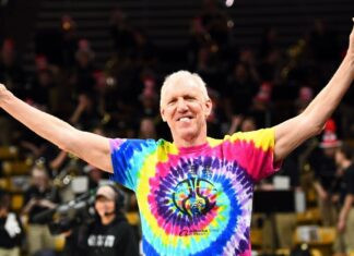 Hall of Famer Bill Walton, 2-time champ at UCLA and in NBA, dies