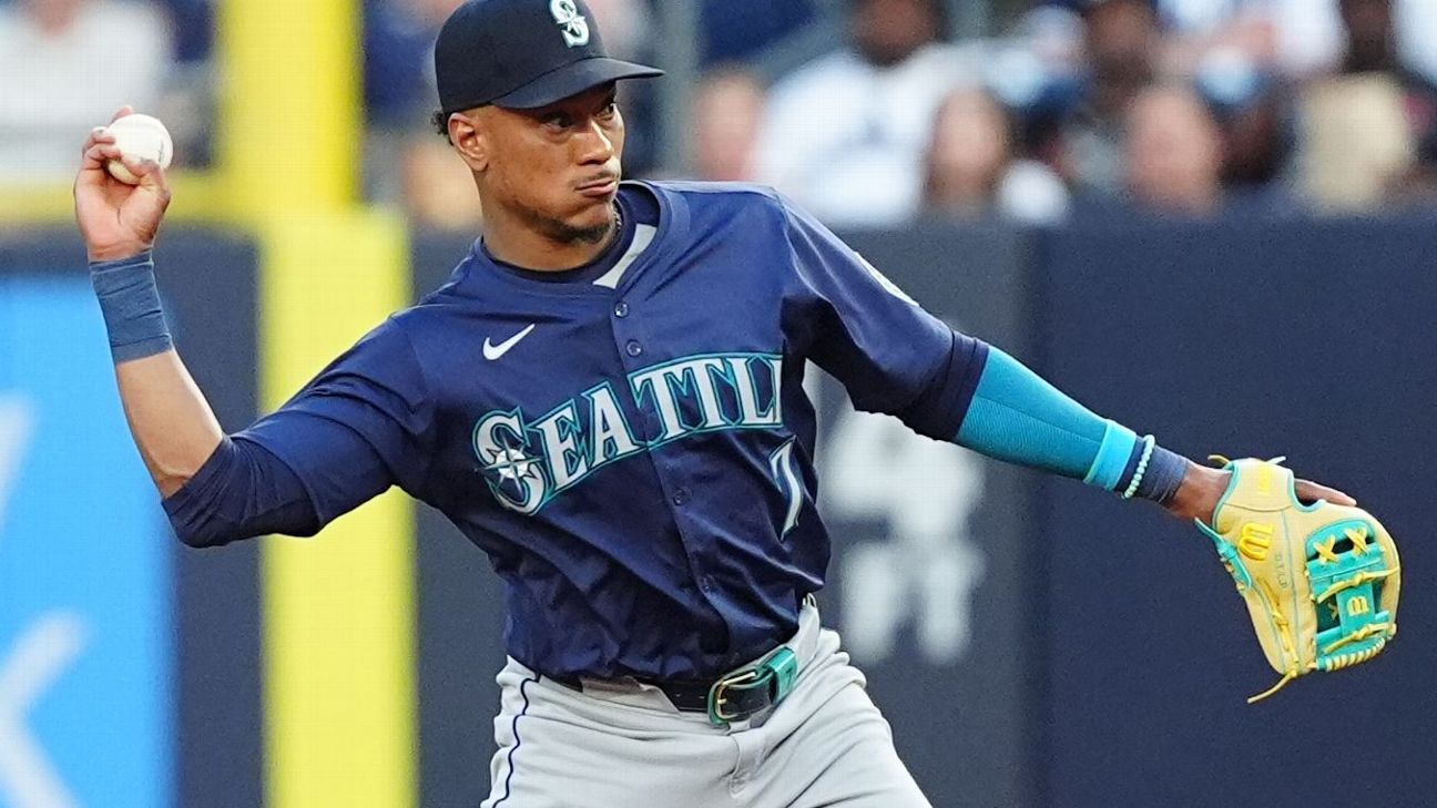 Seattle Mariners place second baseman Jorge Polanco on IL