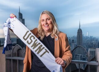 How will Emma Hayes transition from the club game to the USWNT?