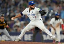 Fantasy baseball waiver wire: Top weekly pickups and cuts