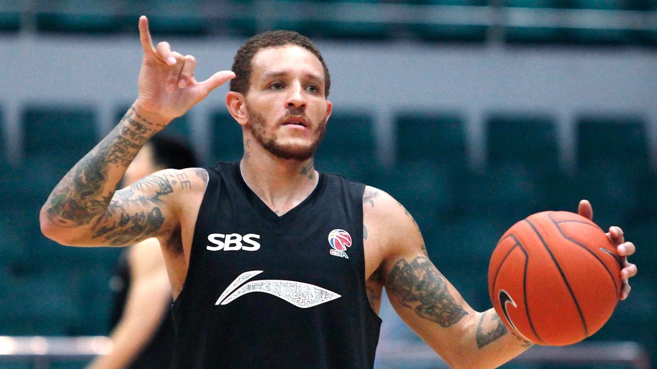 Ex-NBAer Delonte West arrested on multiple charges, out on bond
