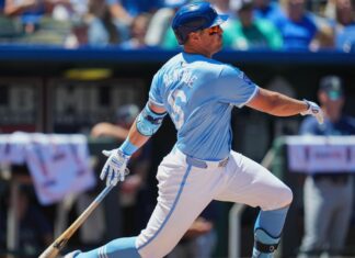 Royals OF Hunter Renfroe’s toe not broken, MRI reveals