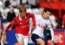 Picture: Manchester United wonderkid Toby Collyer signs new contract – Man United News And Transfer News