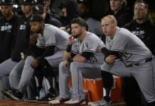 Chicago White Sox lose 21st straight game, tie AL record