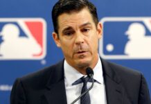 Bean, openly gay ex-player who worked for MLB, dies at 60