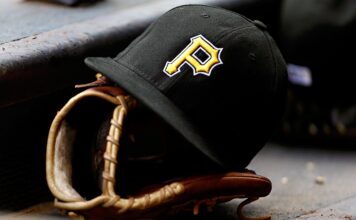 Pirates say verbal deal reached in MLBPA suit over image use