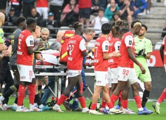 Lille’s Angel Gomes hospitalised after head injury in Ligue 1 game