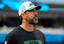 Aaron Rodgers calls Jets’ camp one of most taxing in many years