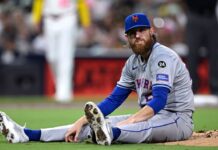 Mets place RHP Paul Blackburn (bruised hand) on 15-day IL