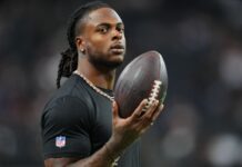 Raiders’ Davante Adams pushes back on claim he’s unhappy in Las Vegas