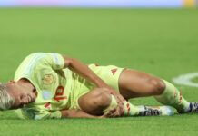 Spain forward Dani Olmo returns to Barcelona with knee injury
