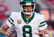 Aaron Rodgers dusts off new version of ‘relax’ after Jets’ loss