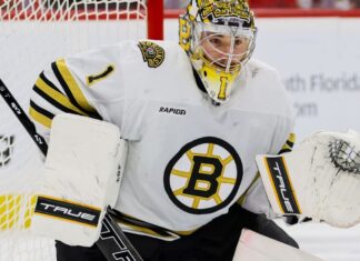 Bruins goalie Jeremy Swayman not in camp without deal