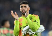 Arsenal’s David Raya hailed for stunning double save: ‘He’s a cat’