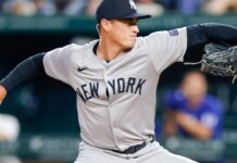 Ron Marinaccio is claimed by Chicago White Sox off waivers