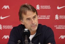 West Ham boss admits he injured himself in furious reaction to Liverpool result – Liverpool FC