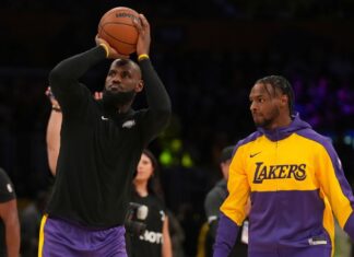 LeBron, Bronny make history, take court together for Lakers