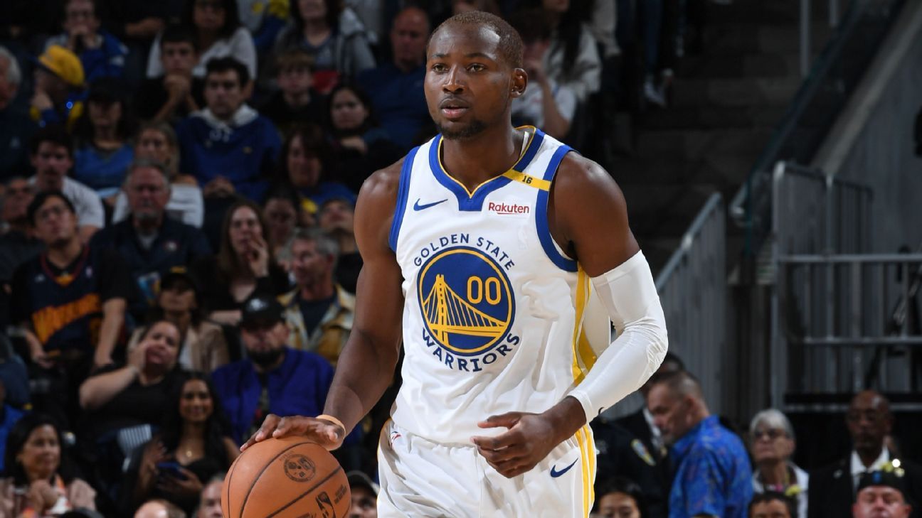 Warriors bench forward Jonathan Kuminga against Pelicans