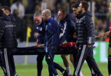 Man United issue crucial Antony injury update after he was stretchered off in draw vs. Fenerbahce – Man United News And Transfer News