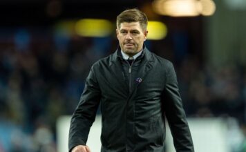 Steven Gerrard booed & told to “get out” by fans after 1 win in 7 as manager – Liverpool FC