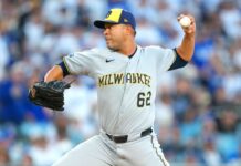 Sources: Rockies agree with Jose Quintana on one-year deal