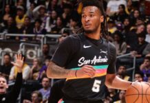 Spurs’ Castle exits with bruised pelvis, says he’s ‘all right’