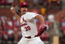 Nationals sign veteran starter Miles Mikolas to $2.25M, 1-year deal