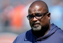 Patriots to move DC Williams to new role, source says