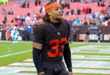 Browns’ Hickman assaulted in NYC, treated for minor injuries