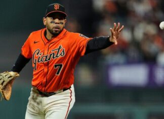 Braves give Dominic Smith non-roster invite to major league camp