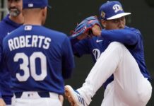 Roberts asks Tucker, Diaz to share reasoning for joining Dodgers