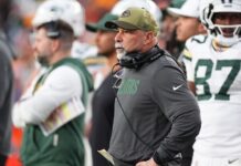 Packers special teams coordinator Rich Bisaccia steps down