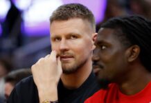 Curry still out for Warriors; Porzingis to debut against Celtics