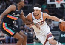 Devin Booker leaves Suns’ loss to Spurs with hip soreness