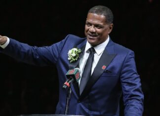 NBA legend Marques Johnson dunks for 70th birthday