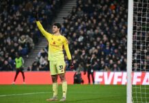 Senne Lammens mitigates ‘chaos’ in goal as Man United win