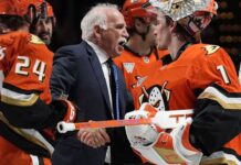 Joel Quenneville becomes second NHL coach with 1,000 wins