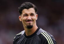 Altay Bayindir: Besiktas remain in contact with hopes of agreeing summer deal – Man United News And Transfer News