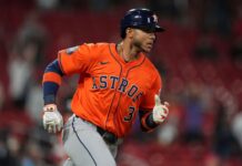 Astros’ Jeremy Peña has fractured finger tip; WBC status unclear