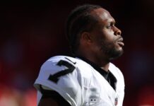 Sources: Raiders to release QB Geno Smith, barring trade