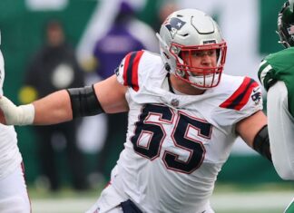 Source: Patriots trading center Garrett Bradbury to Bears