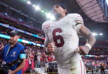 Sources: RB James Conner reworks deal to stay with Cardinals