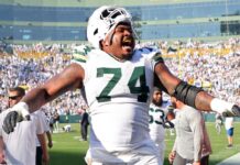 Source: Browns to sign ex-Packer Elgton Jenkins to 2-year deal