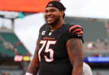 Orlando Brown represents self to land 2-year Bengals extension