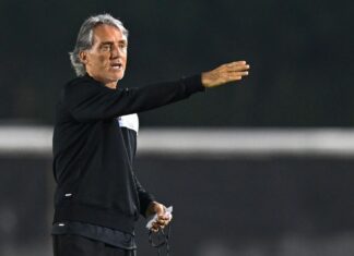 Roberto Mancini to miss game in Qatar due to travel issues