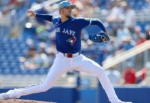 U.S. replaces Clayton Kershaw with Jeff Hoffman for WBC semis