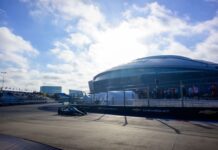 Red flag at IndyCar practice as workers race down the Texas track