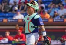 Mets experiment with dugout relaying pitch calls to catcher