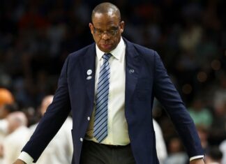 Hubert Davis will not return as coach of North Carolina